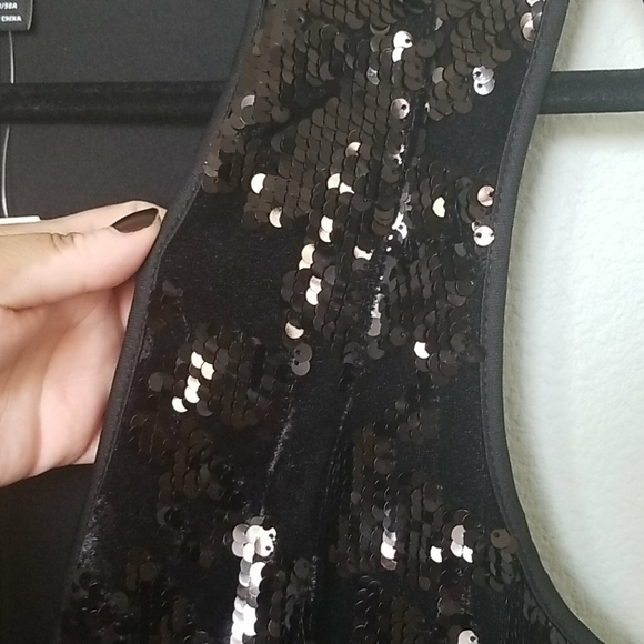 Forever 21 black sequin mini dress NWT large - flaw - Picture 5 of 10
